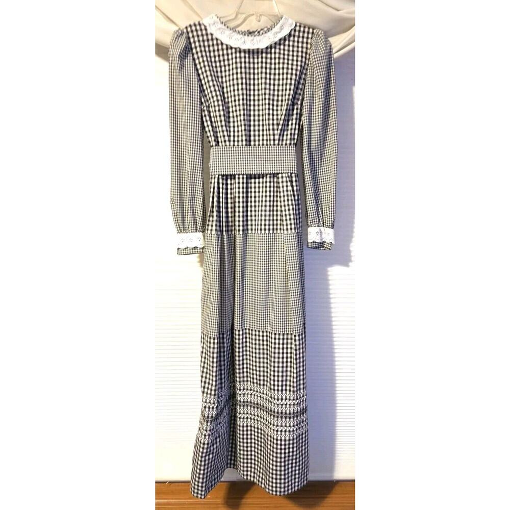 Vtg Girls Black & White Gingham Dress Handmade Chicken Scratch Prairie Long